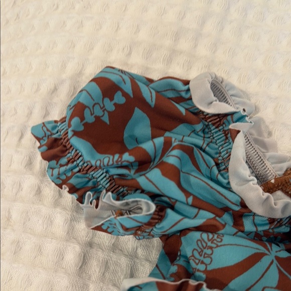 Floral Ruffle Bikini Set - Picture 4 of 4